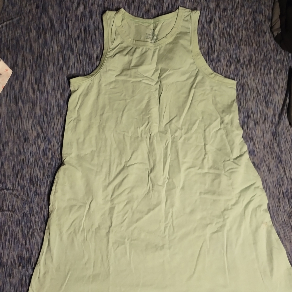 Women's gown